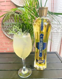 Elderflower spritz